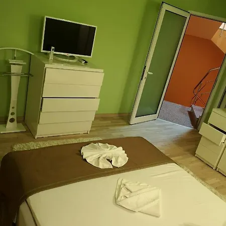 Casa La Mare Mamaia 펜션 Năvodari